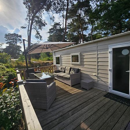 Luxe 4 Persoons Chalet Op 5 Sterren Camping Raalte Bagian luar foto